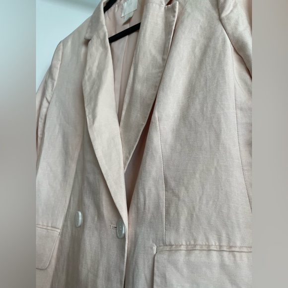 Blazer - Picture 2 of 3